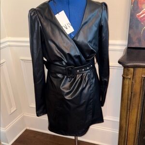 NWT ZARA size M
Vegan leather dress/ raincoat/ elegant jacket